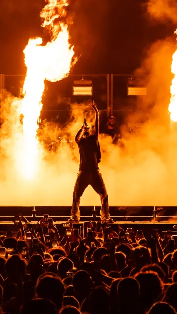 Ambiance nocturne concert luidji